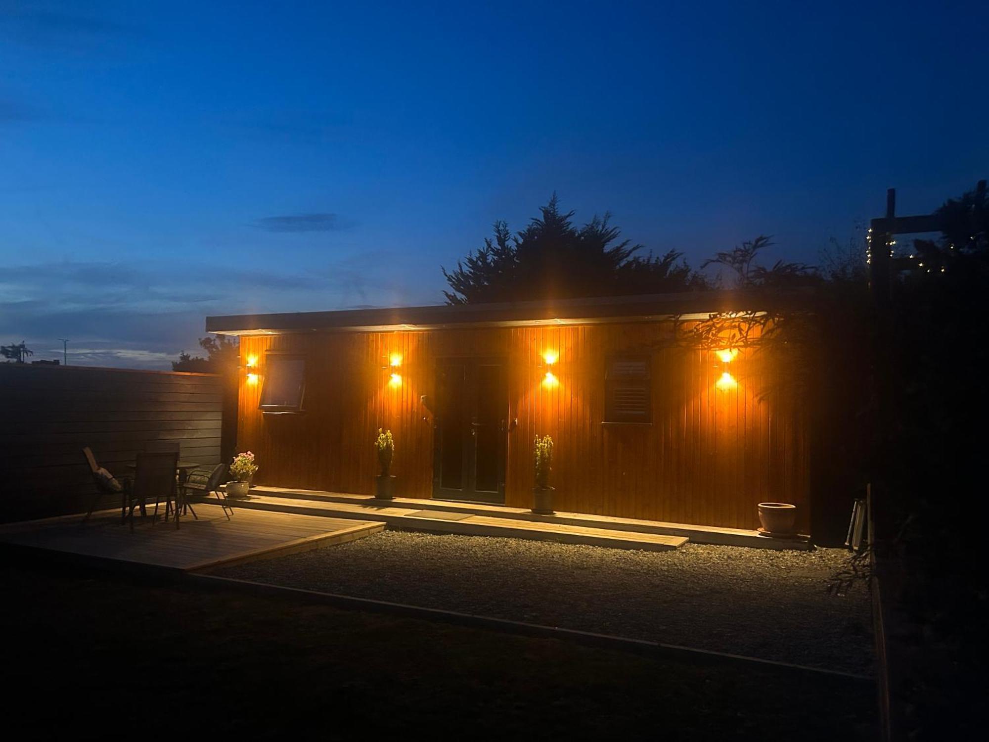 Me Old Abode Entire Garden Cabin Near The Sea Herne Bay Exteriör bild